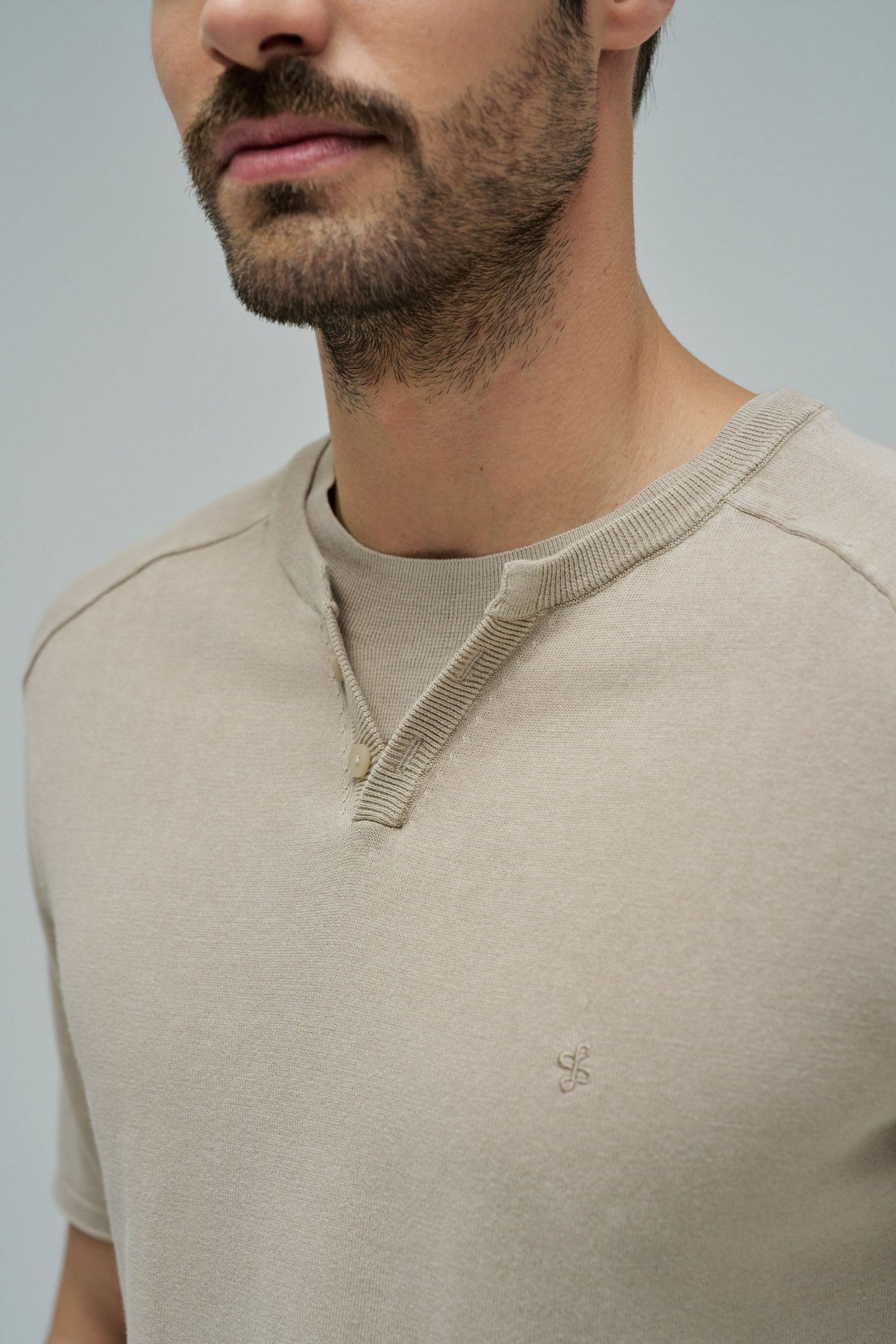 T-SHIRT - 21011251