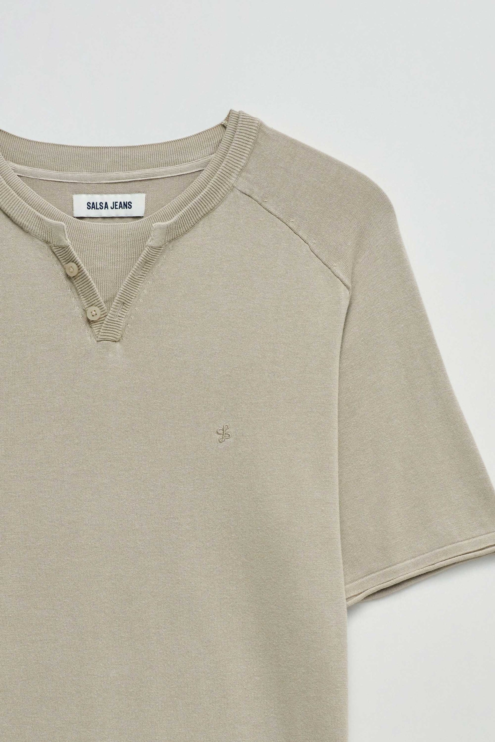T-SHIRT - 21011251