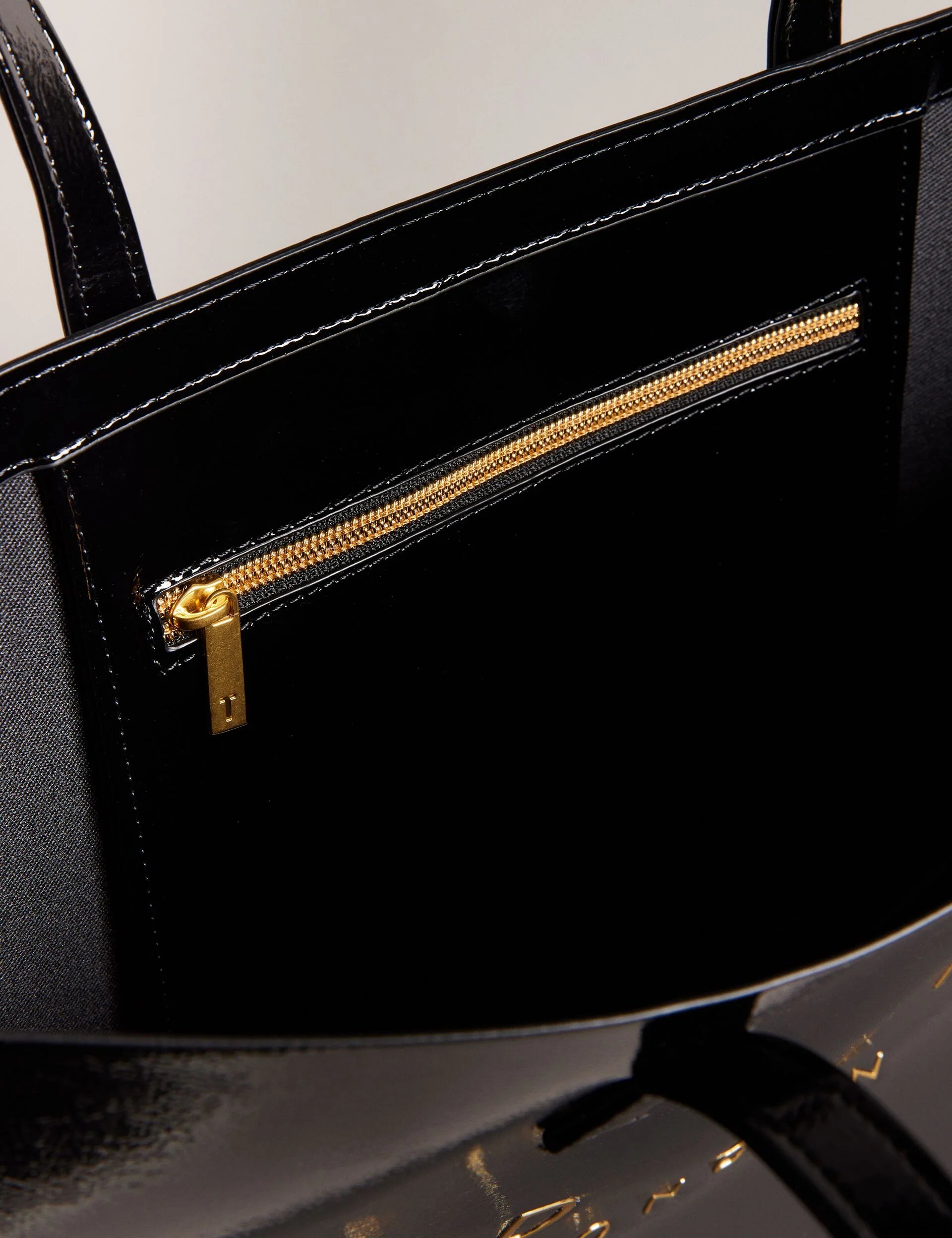 TED CRIKON - S281639