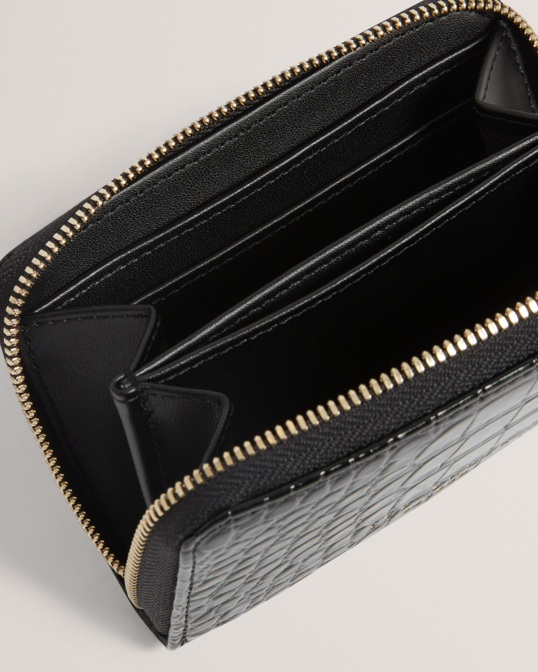 TED VARLEE - S282508