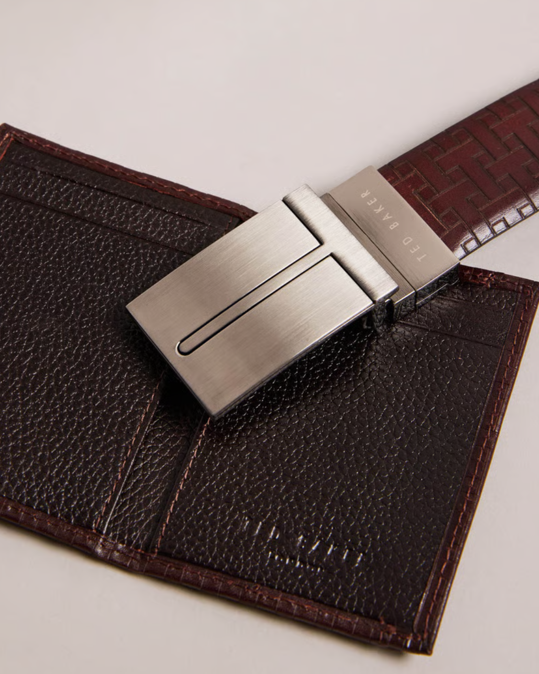 BELT/CARDHOLDER SET - 263393