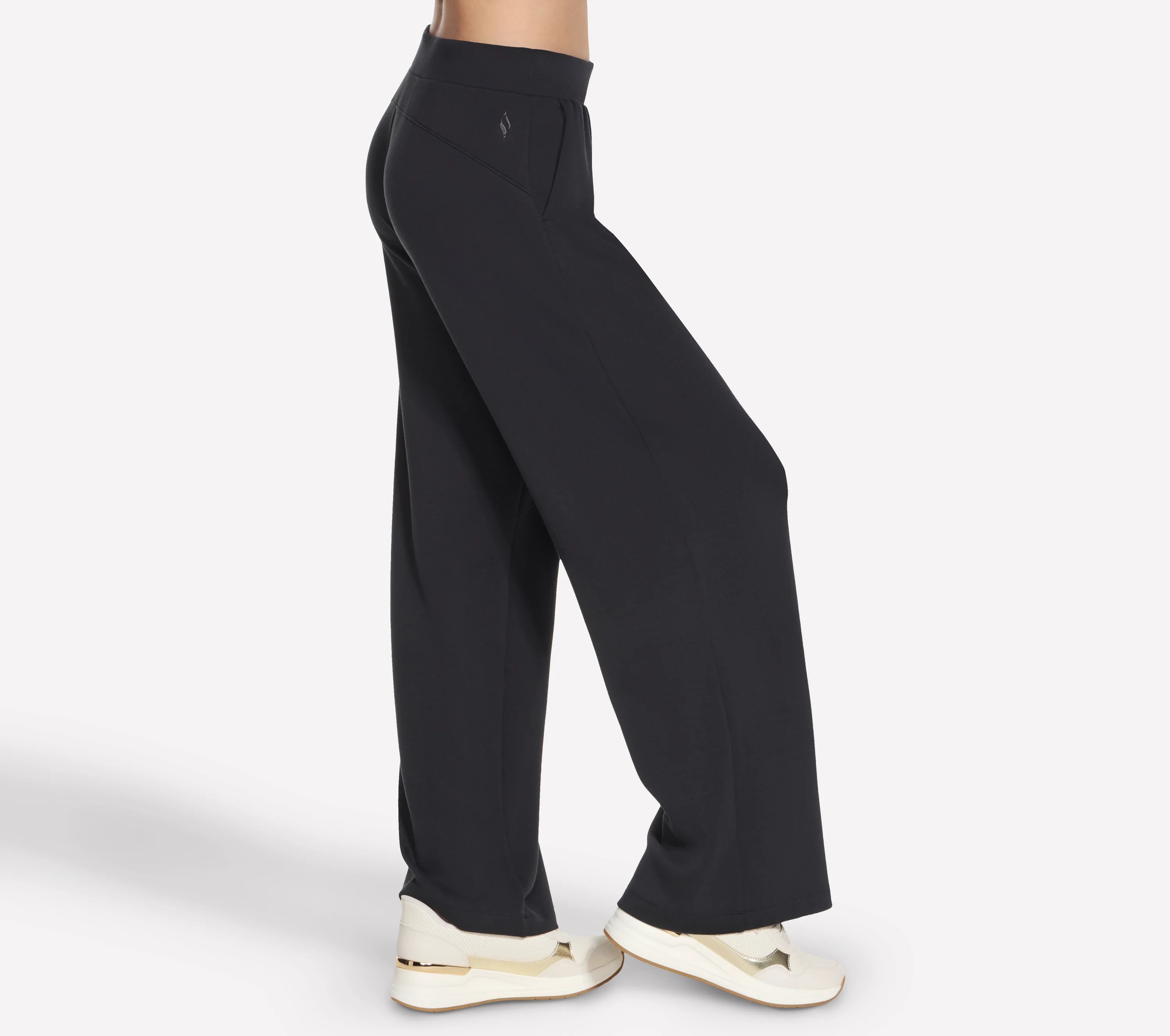 APPAREL WOMEN - PT301