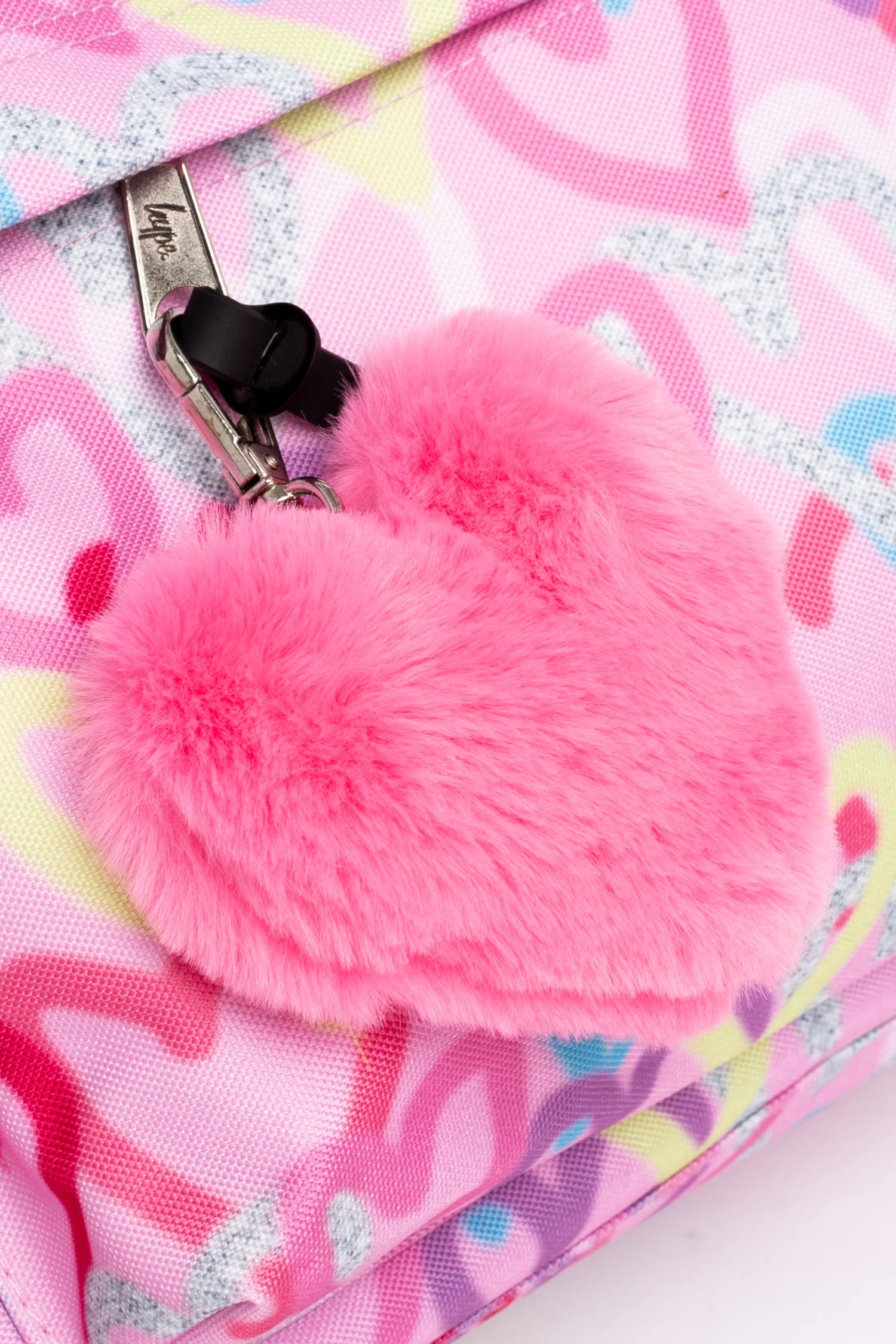 PINK GRAFFITI HEARTS BACKPACK - RTLR-186